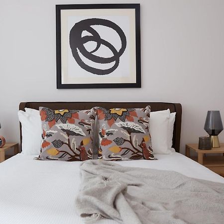 1Vh Virginia House, 31 Bloomsbury Way By City Living London Kültér fotó